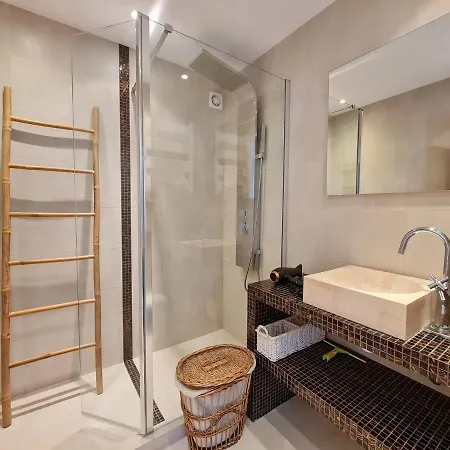 Western - Panoramic View * Cannes