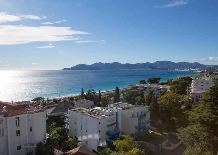 Western - Panoramic View Apartament