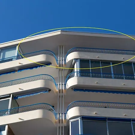 Western - Panoramic View Apartment